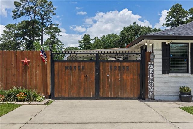 12116 Mills Lane, Houston, TX 77065
