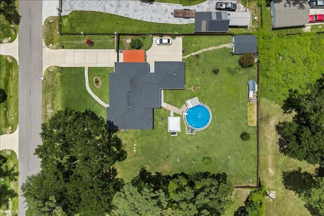 12116 Mills Lane, Houston, TX 77065