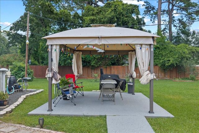 12116 Mills Lane, Houston, TX 77065
