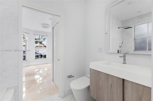 11321 NW 79th Ln, Doral, FL 33178