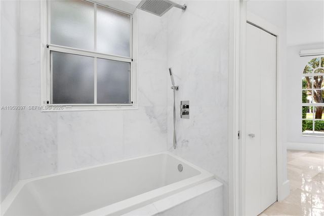 11321 NW 79th Ln, Doral, FL 33178