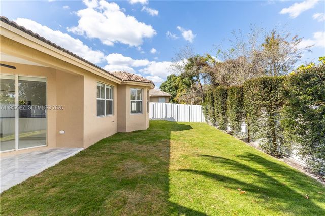 11321 NW 79th Ln, Doral, FL 33178