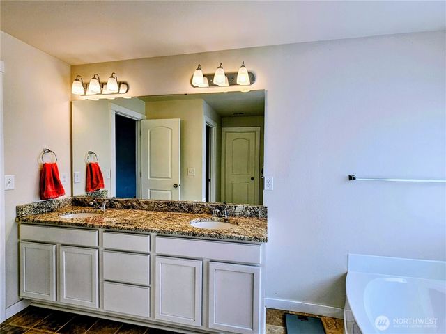 28910 121st Way SE, Auburn, WA 98092