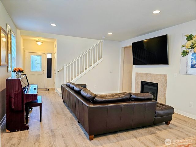 28910 121st Way SE, Auburn, WA 98092