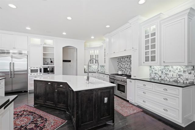 12824 Villa Milano Drive, Fort Worth, TX 76126