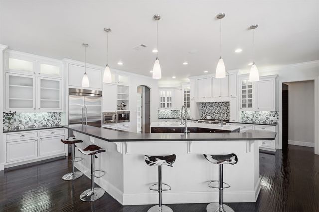 12824 Villa Milano Drive, Fort Worth, TX 76126