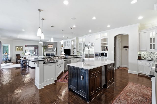 12824 Villa Milano Drive, Fort Worth, TX 76126