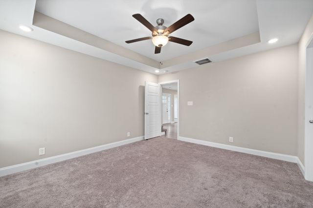 3062 Fort Sumter Dr, Clarksville, TN 37042
