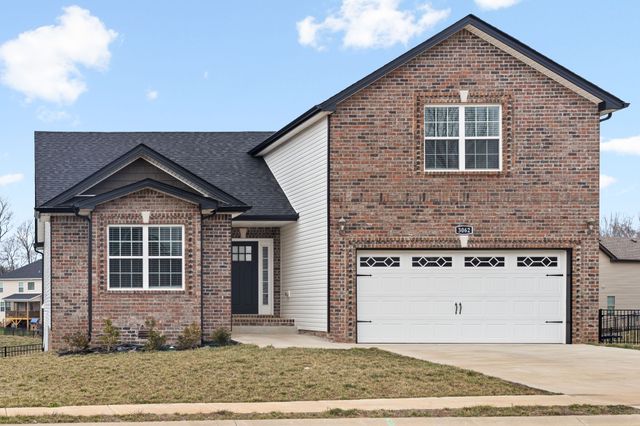 3062 Fort Sumter Dr, Clarksville, TN 37042