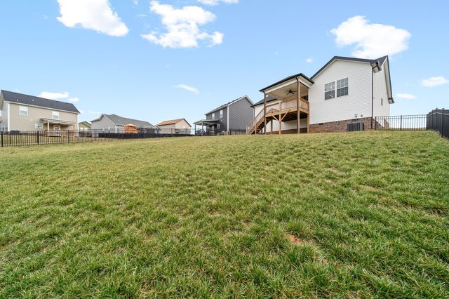 3062 Fort Sumter Dr, Clarksville, TN 37042