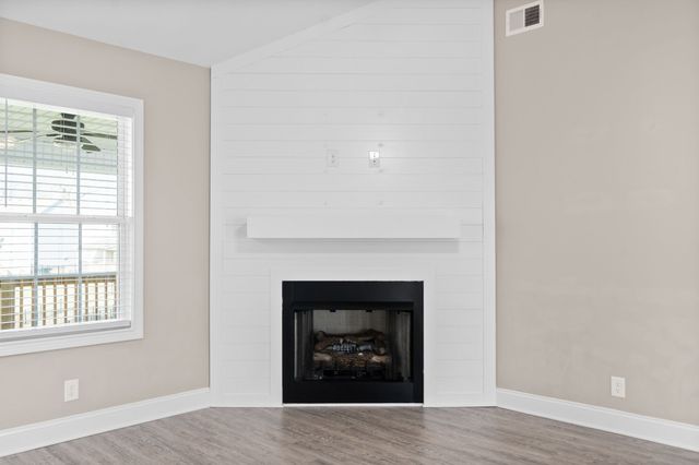 3062 Fort Sumter Dr, Clarksville, TN 37042