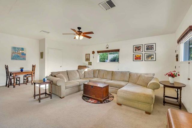 294 W San Bruno Avenue, Fresno, CA 93704