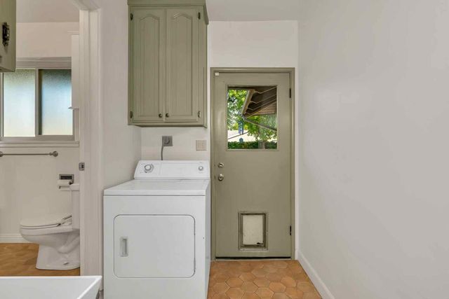 294 W San Bruno Avenue, Fresno, CA 93704