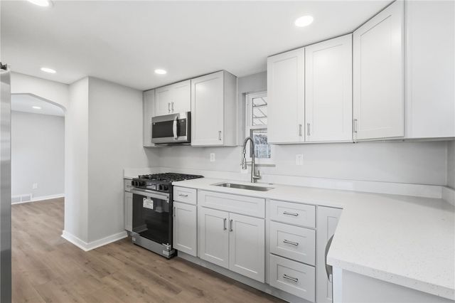 378 Fernhill Ave, Brookline, PA 15226