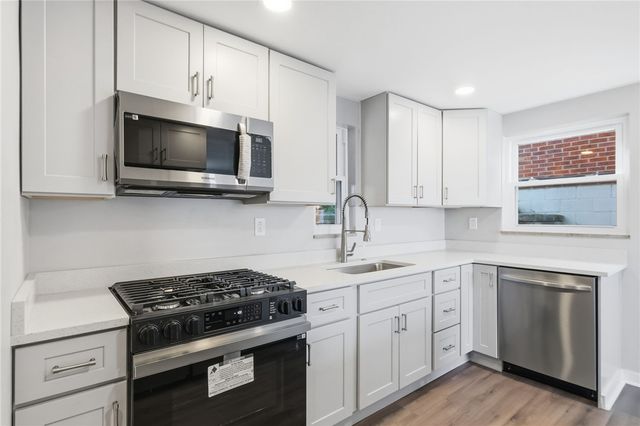 378 Fernhill Ave, Brookline, PA 15226