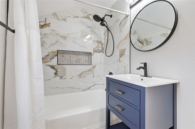 378 Fernhill Ave, Brookline, PA 15226