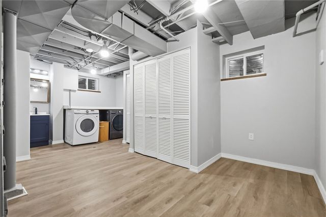 378 Fernhill Ave, Brookline, PA 15226