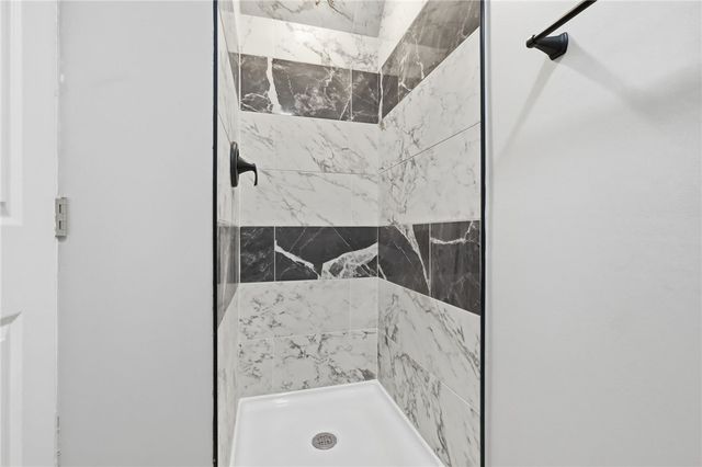 378 Fernhill Ave, Brookline, PA 15226