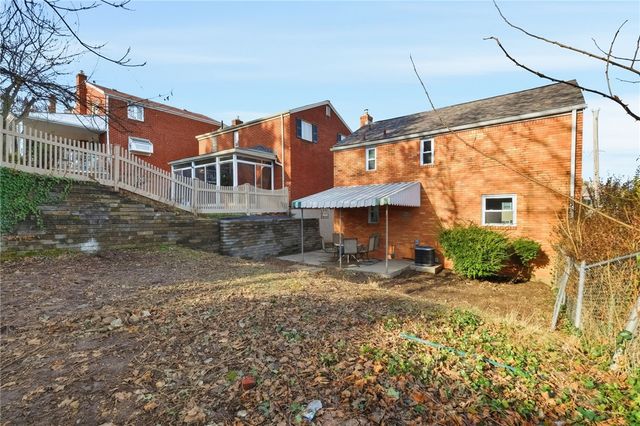 378 Fernhill Ave, Brookline, PA 15226