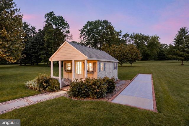 3714 LEYLAND DR, Mechanicsburg, PA 17050