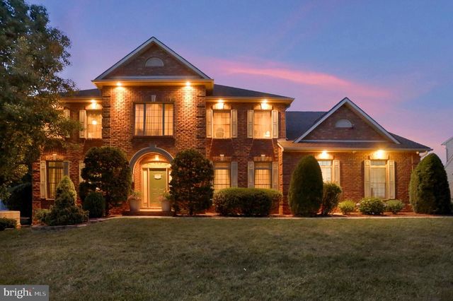 3714 LEYLAND DR, Mechanicsburg, PA 17050