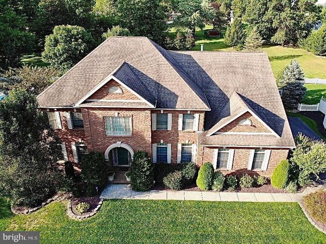 3714 LEYLAND DR, Mechanicsburg, PA 17050