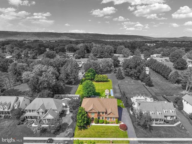3714 LEYLAND DR, Mechanicsburg, PA 17050