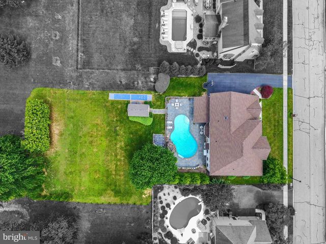 3714 LEYLAND DR, Mechanicsburg, PA 17050