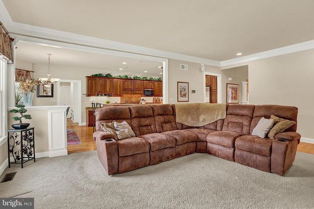 3714 LEYLAND DR, Mechanicsburg, PA 17050