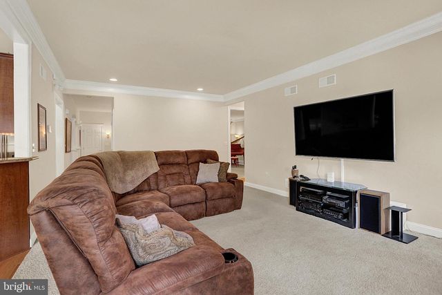 3714 LEYLAND DR, Mechanicsburg, PA 17050
