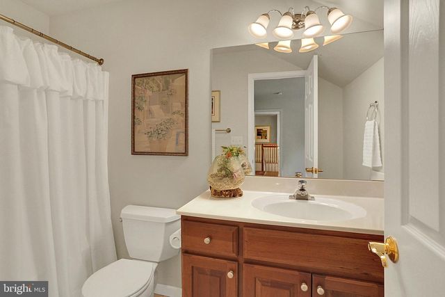 3714 LEYLAND DR, Mechanicsburg, PA 17050