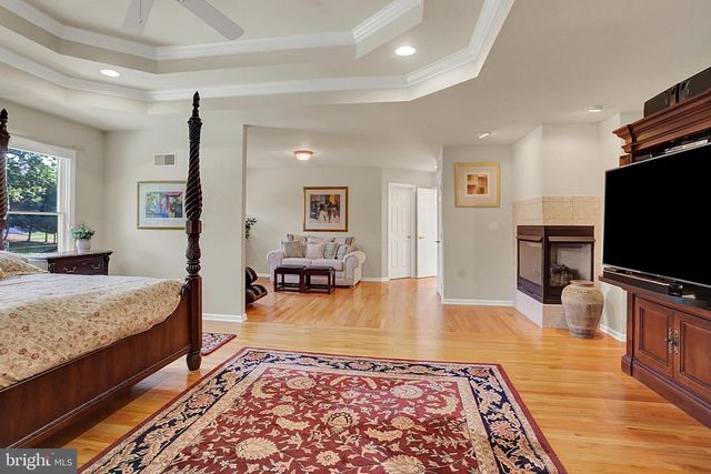 3714 LEYLAND DR, Mechanicsburg, PA 17050