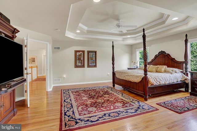 3714 LEYLAND DR, Mechanicsburg, PA 17050