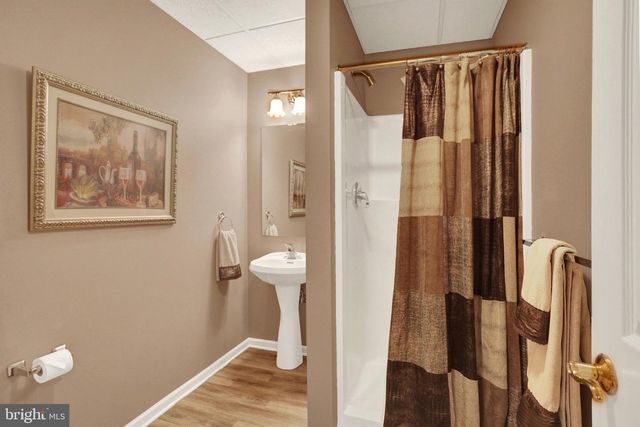3714 LEYLAND DR, Mechanicsburg, PA 17050