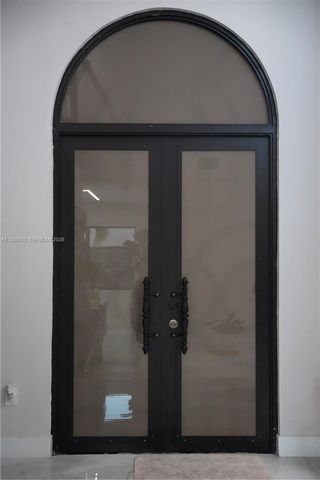 19262 NW 89th Ave, Hialeah, FL 33018