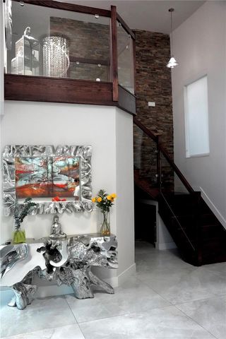 19262 NW 89th Ave, Hialeah, FL 33018