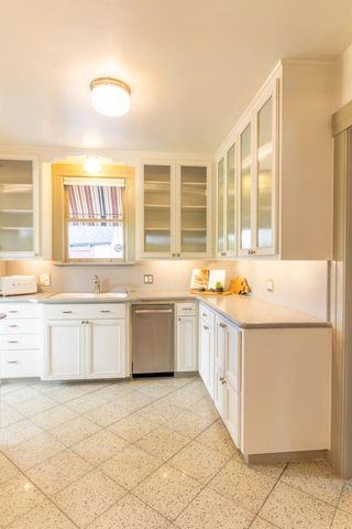 744 E Brown Avenue, Fresno, CA 93704