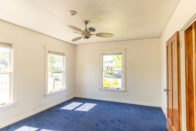 744 E Brown Avenue, Fresno, CA 93704