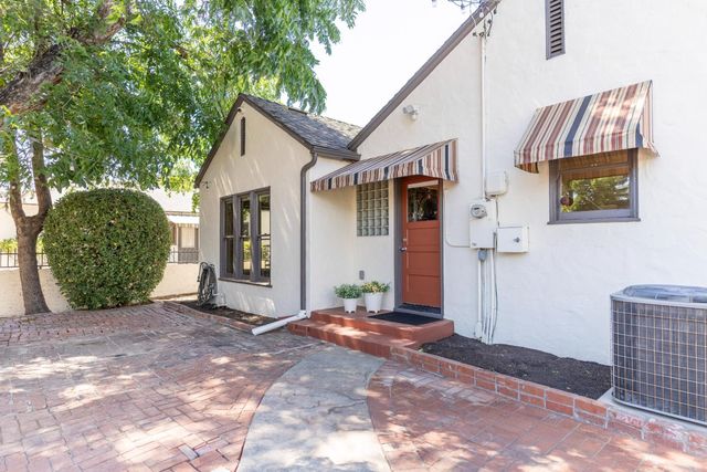 744 E Brown Avenue, Fresno, CA 93704