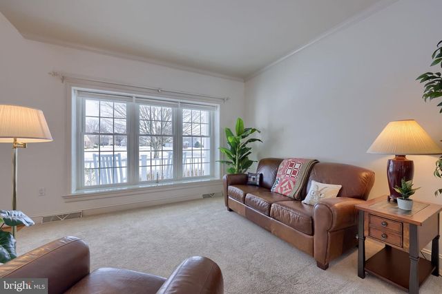 168 OLDE FIELD DR, Lititz, PA 17543