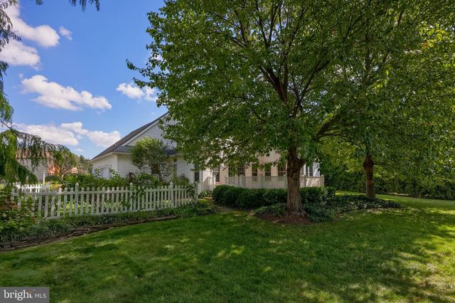 168 OLDE FIELD DR, Lititz, PA 17543