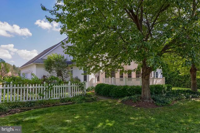 168 OLDE FIELD DR, Lititz, PA 17543