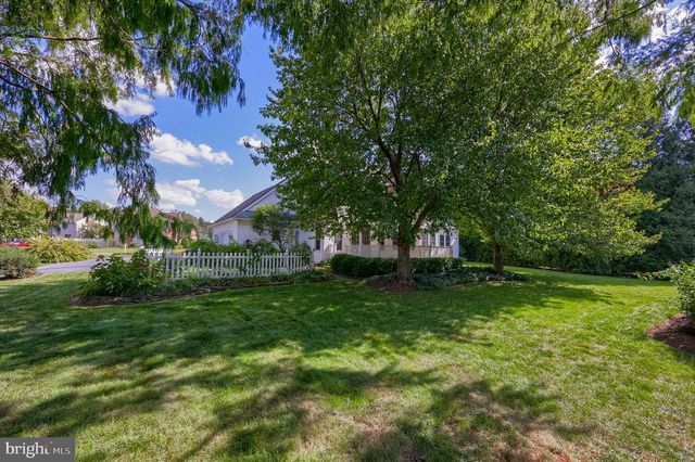 168 OLDE FIELD DR, Lititz, PA 17543