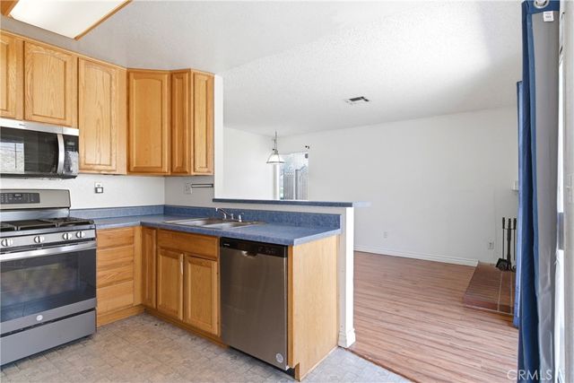2634 Akron, San Bernardino, CA 92407