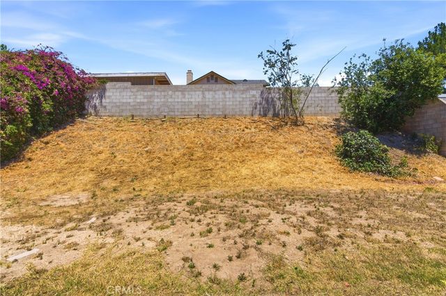2634 Akron, San Bernardino, CA 92407