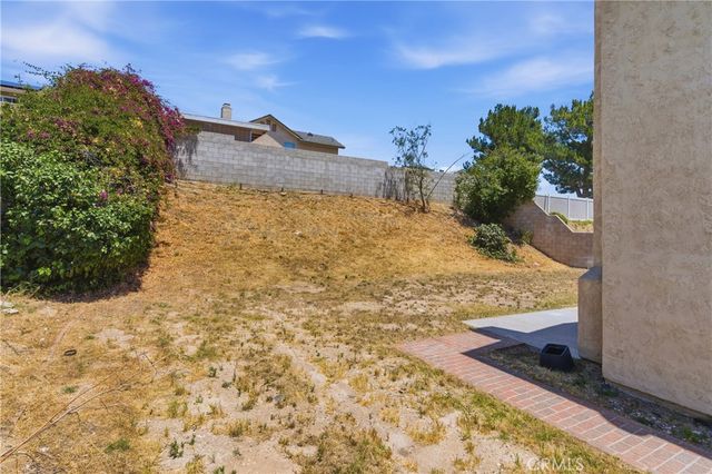 2634 Akron, San Bernardino, CA 92407