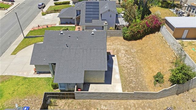 2634 Akron, San Bernardino, CA 92407