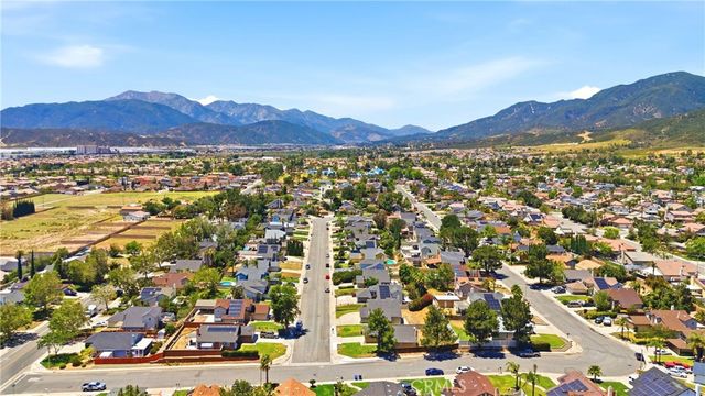 2634 Akron, San Bernardino, CA 92407