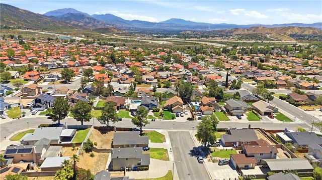 2634 Akron, San Bernardino, CA 92407