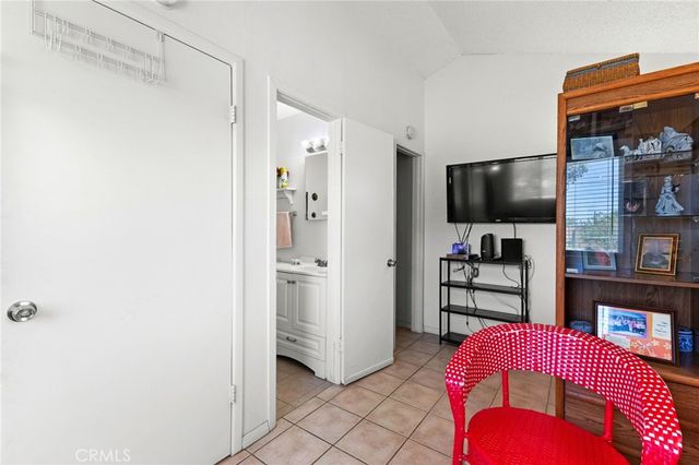 16116 Cajon, Hesperia, CA 92345